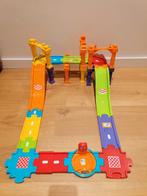Vtech toet toet auto's wegdelen deluxe met brug, Kinderen en Baby's, Speelgoed | Vtech, Ophalen