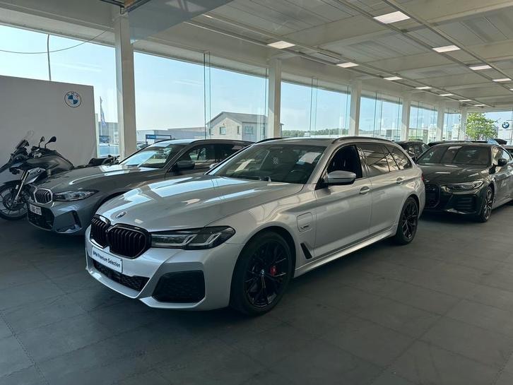 BMW 530e xDrive INDIVIDUAL, Auto's, BMW, Bedrijf, 5 Reeks, 360° camera, 4x4, ABS, Achteruitrijcamera, Adaptieve lichten, Adaptive Cruise Control