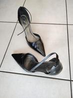 Mooie zwarte naaldhakken merk Ken maat 37, hakhoogte 9 cm, Kleding | Dames, Ophalen of Verzenden, Zo goed als nieuw