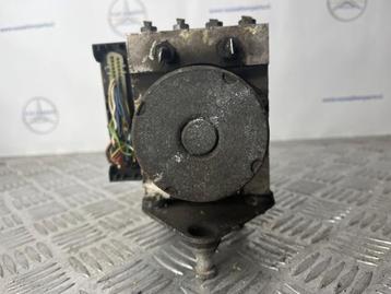 ABS Pomp van een Mercedes Vito beschikbaar voor biedingen