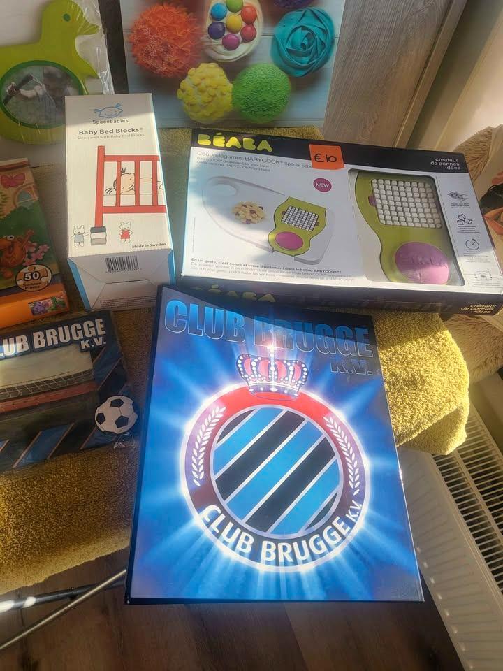 Toutes sortes de destins, Collections, Collections Autre, Comme neuf, Enlèvement