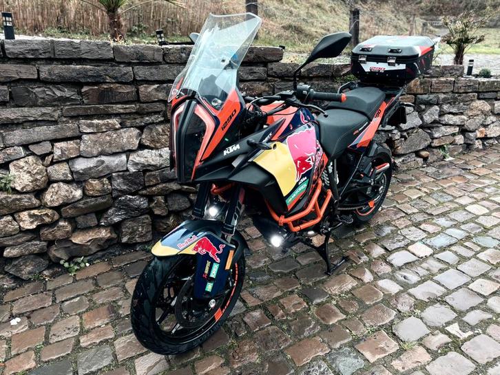 Ktm 1290 super adventure S • akra • full option • unique !, Motoren, Motoren | KTM, Bedrijf, Super Sport, meer dan 35 kW, 2 cilinders