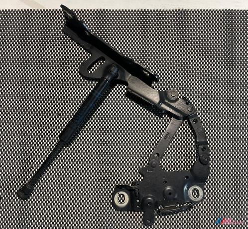 BMW F20 MOTORKAP SCHARNIER RECHTS 13989610, Auto-onderdelen, Carrosserie, BMW, Gebruikt, Ophalen of Verzenden