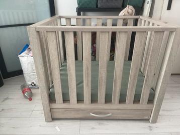 Babypark met matras beschikbaar voor biedingen