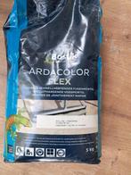 tegellijm + voegsel GRATIS, Doe-het-zelf en Bouw, Ophalen, Zo goed als nieuw, Overige materialen, Vloertegels