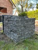 Blauwe klinkers, Tuin en Terras, Tegels en Klinkers, Ophalen, Zo goed als nieuw, Beton, Klinkers