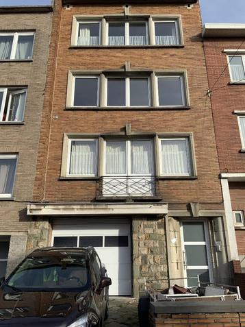 immeuble de rapport  3appart +dépôt garage 5voitures, Bruxelles, 6 pièces, Habitation avec espace professionnel, 386 m²