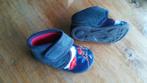 pantoffeltjes  24, Slofjes, Ophalen of Verzenden, Zo goed als nieuw, Cat & child