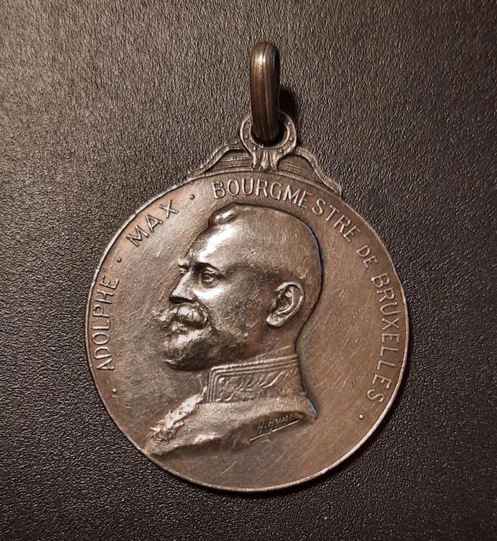 Adolphe Max 1914 zilveren medaille, Verzamelen, Militaria | Algemeen, Overige soorten, Overige typen, Ophalen of Verzenden