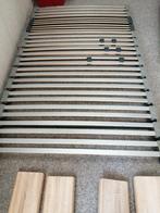 Groot bed met lattenbodem en matras., Huis en Inrichting, Ophalen, Zo goed als nieuw, Matras