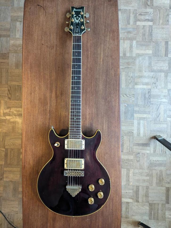 Ibanez Artist 2618 Wine Red, Muziek en Instrumenten, Snaarinstrumenten | Gitaren | Elektrisch, Gebruikt, Solid body, Ibanez, Ophalen of Verzenden