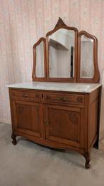 Antieke kaptafel, Enlèvement, Utilisé