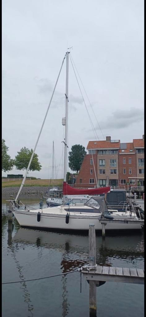 Jeanneau Arcadia 30 1984 in zeer goede staat, Watersport en Boten, Kajuitzeilboten en Zeiljachten, Gebruikt, Tourjacht of Cruiser