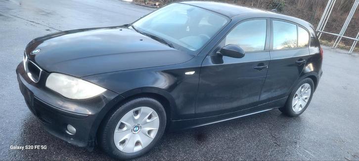 BMW 118D+AIRCO+2006+CTOK+DEMANDE D'IMMATRICULATION À 1599EU, Autos, BMW, Entreprise, Achat, Série 1, Radio, Diesel, 5 portes, Boîte manuelle