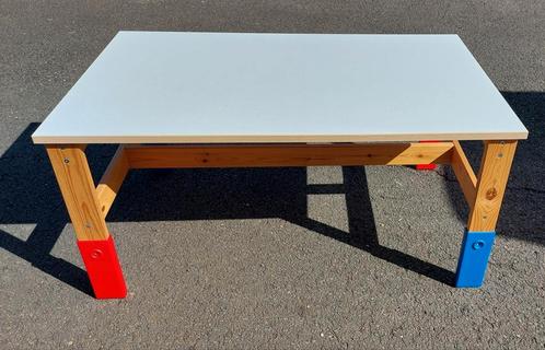 Table en pin évolutive IKEA SANSAD, Enfants & Bébés, Chambre d'enfant | Tables & Chaises, Utilisé, Table(s), Enlèvement