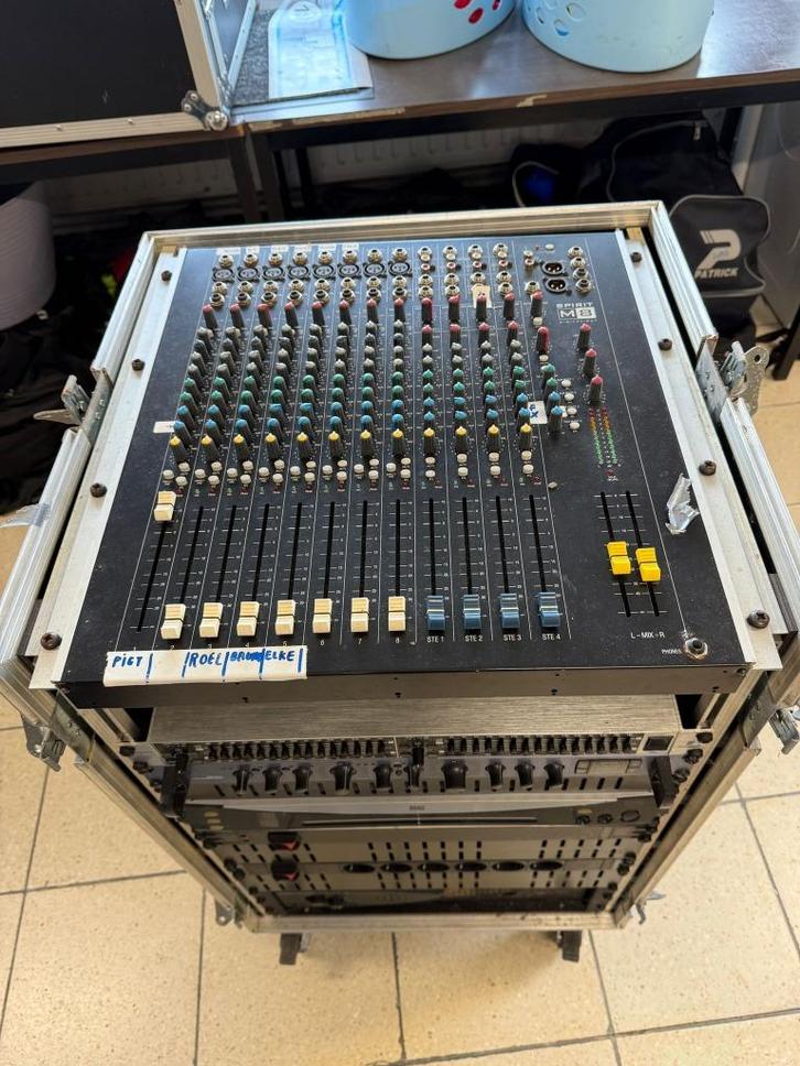 Mengpaneel en boxen, Muziek en Instrumenten, Mengpanelen, Zo goed als nieuw, 5 tot 10 kanalen, Microfooningang, Ophalen