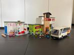 Playmobil school - sporthal - schoolbus 9453 - 9454 - 5106, Kinderen en Baby's, Speelgoed | Playmobil, Ophalen of Verzenden, Gebruikt