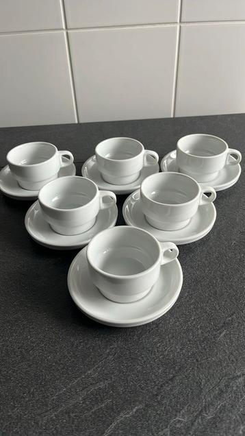 6 witte mokkatasjes met bordje, Ophalen of Verzenden, Nieuw