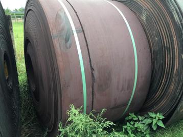 2 de keus rubbermatten 50 meter lang beschikbaar voor biedingen