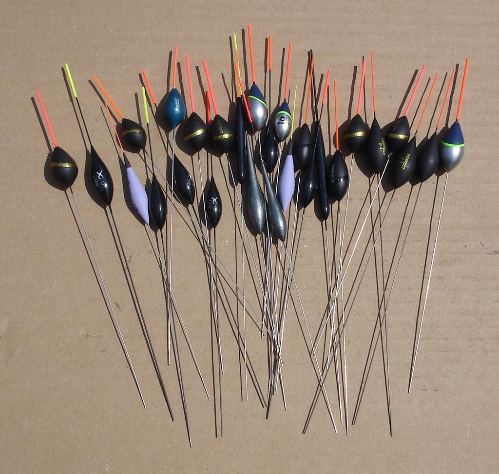 27 flotteurs neuf (longs), Sports nautiques & Bateaux, Pêche à la ligne | Général, Neuf, Flotteur ou Plomb, Enlèvement