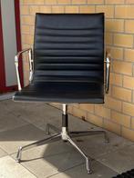 Stoel EAMES zwart leder, Maison & Meubles, Chaises, Design, Comme neuf, Enlèvement, Cuir
