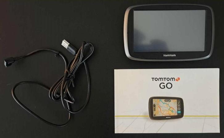 TomTom GO met handleiding, USB kabel en zuignap, Auto diversen, Autonavigatie, Zo goed als nieuw, Ophalen of Verzenden