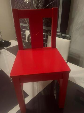 1 Chaise enfant IKEA Kritter, en bois, en bon état beschikbaar voor biedingen