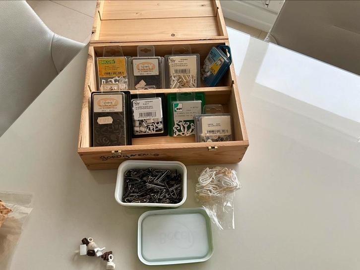 Lot gordijnhaken , stoppers , glijders, Huis en Inrichting, Stoffering | Gordijnen en Lamellen, Zo goed als nieuw, Ophalen of Verzenden