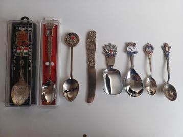 Souvenier lepeltjes beschikbaar voor biedingen