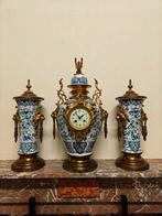 Schouwgarnituur, Enlèvement