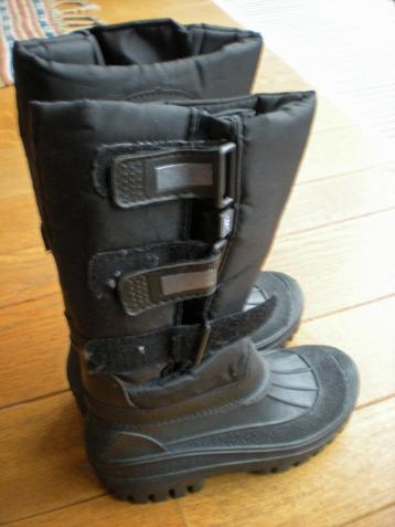 Warme  winterlaarzen / snowboots - maat: 33-34  beschikbaar voor biedingen