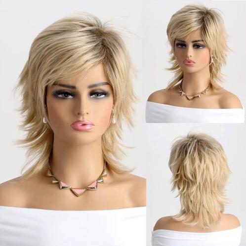 Vlotte pruik goudblond in laagjes met langere lagen in de ne, Handtassen en Accessoires, Uiterlijk | Haarverzorging, Nieuw, Pruik of Haarverlenging
