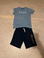 een geheel pakje met korte broek plus T-shirt met korte, Kinderen en Baby's, Kinderkleding | Maat 110, Ophalen, Zo goed als nieuw