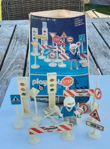 Vintage playmobil 3204 flic avec panneaux de signalisation (