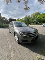 VW TIGUAN 1.4 TSI BENZINE BLUE MOTION, Auto's, Volkswagen, Euro 5, Stof, 4 cilinders, Particulier