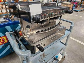 machine à café La Cimbali m29  disponible aux enchères