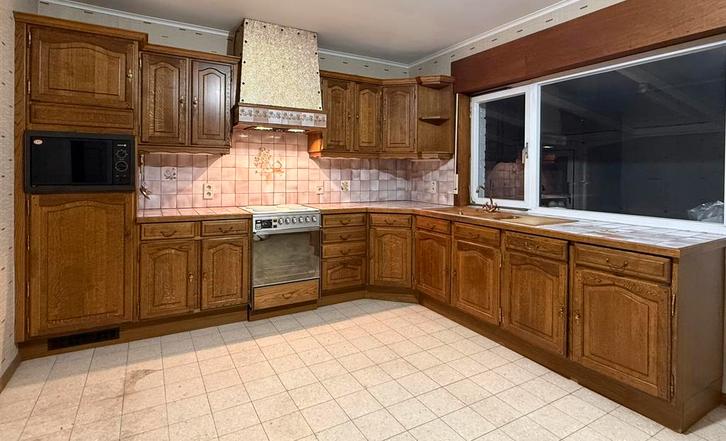 Magnifique cuisine complète en chêne – À saisir !, Huis en Inrichting, Keuken | Complete keukens, Zo goed als nieuw, Hoekkeuken