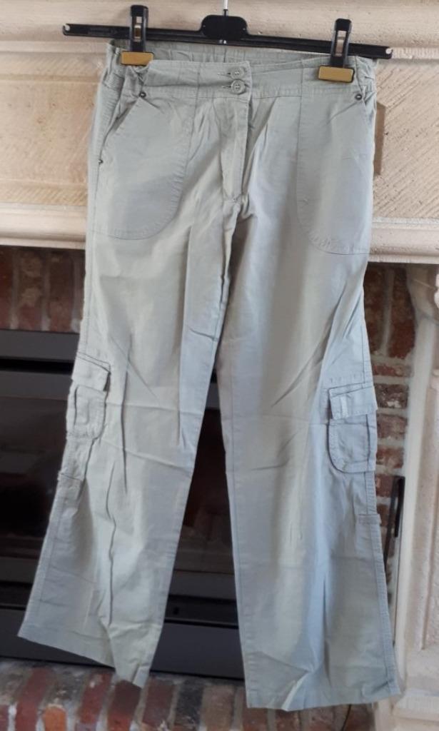 Meisje -lange broek -(licht)khaki -Domyos-maat 164 - € 1.00, Kinderen en Baby's, Kinderkleding | Maat 164, Zo goed als nieuw, Meisje