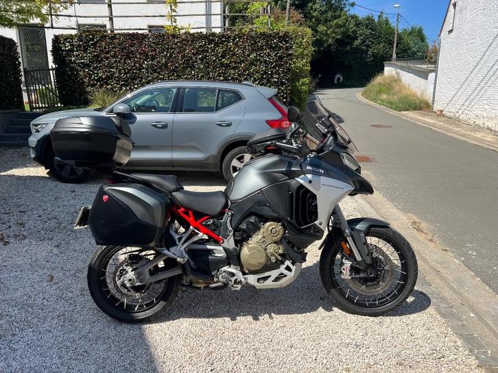 Ducati Multistrada V4S Travel & Radar, Motoren, Overige Motoren, meer dan 35 kW, 4 cilinders, Ophalen