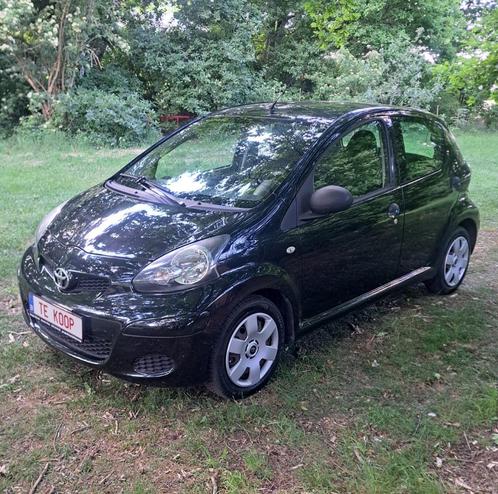 Toyota Aygo: 92.000 km +airco +jaar garantie +groot nazicht!, Auto's, Toyota, Bedrijf, Te koop, Aygo, ABS, Airbags, Airconditioning