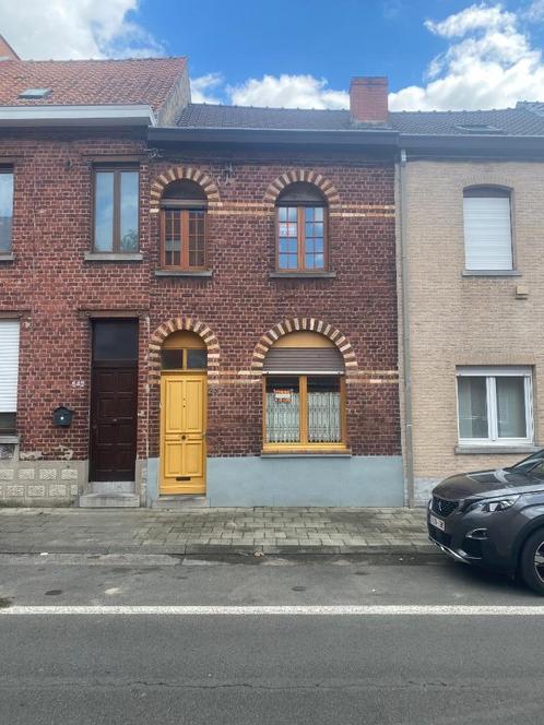 Maison avec jardin à renover, Immo, Huizen en Appartementen te koop, Provincie Henegouwen, Tussenwoning