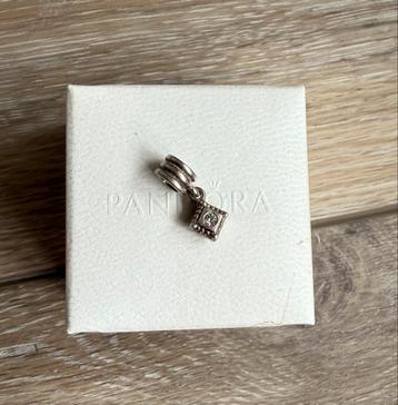 Pendentif en diamant Pandora, excellent état, 1 bracelet à breloques, Pandora, Comme neuf, Enlèvement