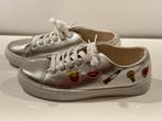 Zilveren sneakers met tekeningen (maat 40), Kleding | Dames, Overige kleuren, Nieuw, Ophalen of Verzenden, Sneakers