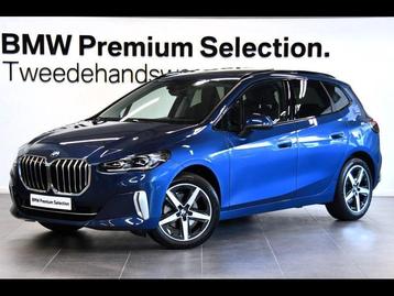 BMW Serie 2 218 PANORAMADAK TREKHAAK HARMANKAR  beschikbaar voor biedingen