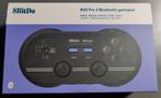 8BitDo N30 Pro 2 Bluetooth Gamepad (MegaDrive Edition), Games en Spelcomputers, Ophalen of Verzenden, Nieuw