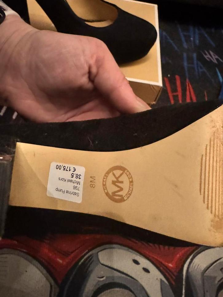 Michael Kors pumps, Vêtements | Femmes, Chaussures, Comme neuf, Escarpins, Enlèvement