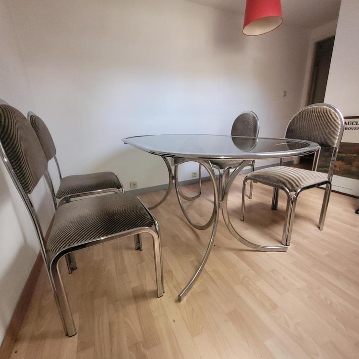 Vintage eetkamer compleet in chroom/gehard glas en gerookt, Huis en Inrichting, Tafels | Salontafels, Zo goed als nieuw, Ophalen