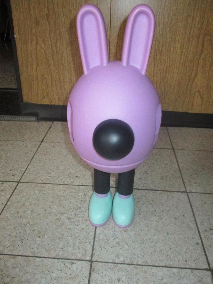 Hugo Boss store display ( Design 2018 ), Antiek en Kunst, Kunst | Designobjecten, Ophalen of Verzenden