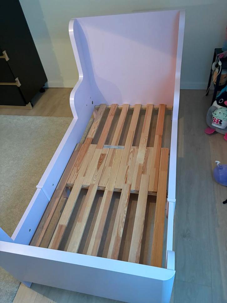 IKEA meegroeibed voor kind – goede staat, Kinderen en Baby's, Kinderkamer | Bedden, Zo goed als nieuw, Lattenbodem, Ophalen