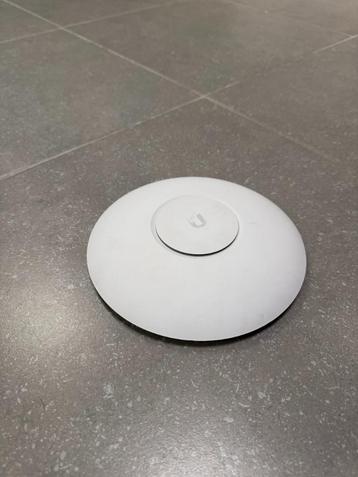 Ubiquiti Unifi AP AC Pro, Informatique & Logiciels, Points d'accès, Enlèvement ou Envoi, Utilisé, Ubiquiti, unifi, unify